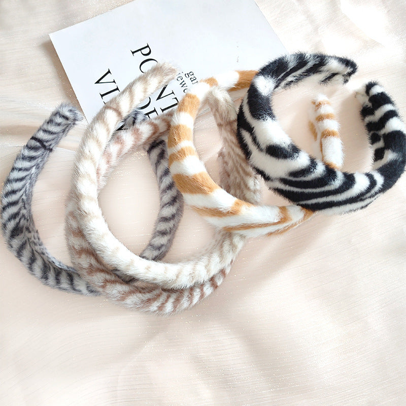 Wholesale Vintage Leopard Print Plush Wide Brim Headband